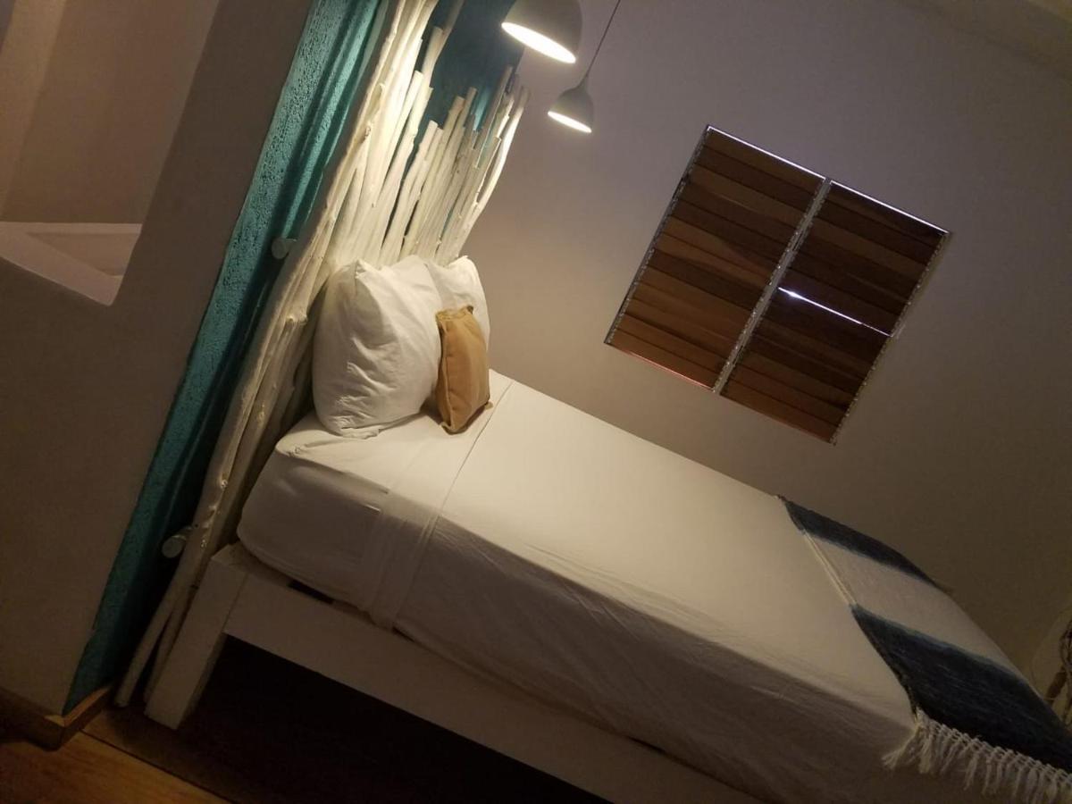 Lashings Boutique Hotel Treasure Beach Exteriör bild